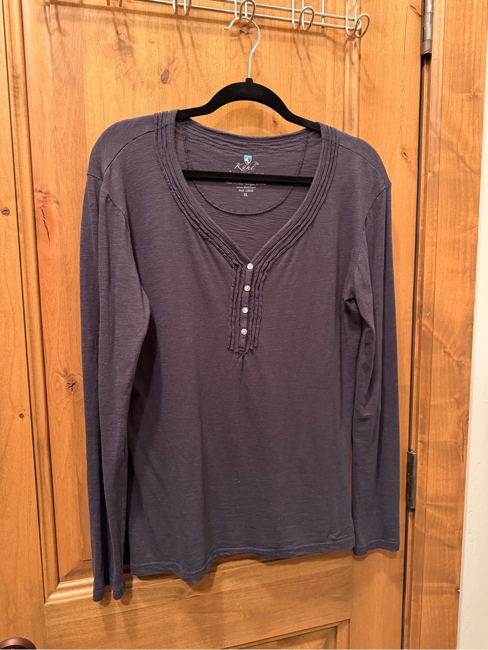 Kuhl Women's Long-Sleeve Henley Top in Charcoal Gray